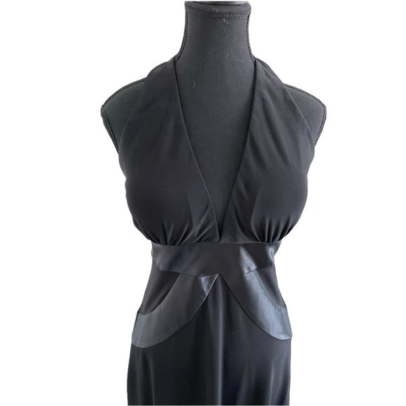 LAURA open back halter cocktail dress - Picture 2 of 5